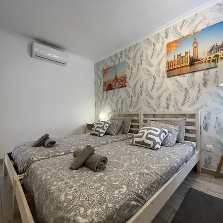 Apartman Comodo En *